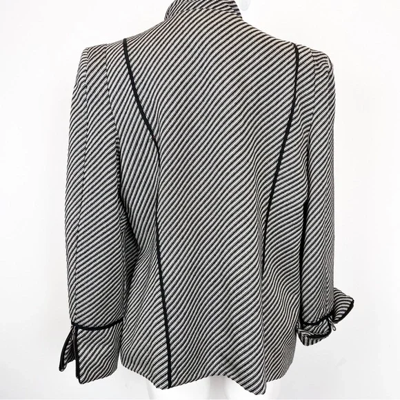Chico’s Womens Diagonal Jacquard Striped Lise Jacket - Picture 5 of 9